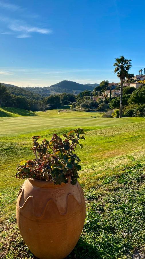 Hameau Des Amandiers-Vue Mer & Golf Saint-Cyr-sur-Mer Eksteriør bilde