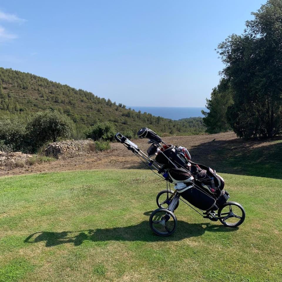 Hameau Des Amandiers-Vue Mer & Golf Saint-Cyr-sur-Mer Eksteriør bilde